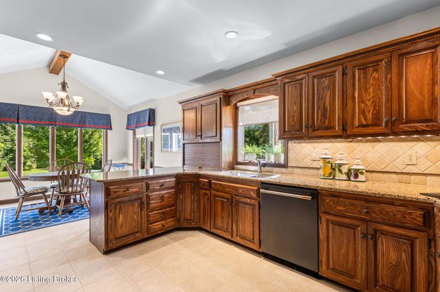 14203 Wakefield Pl, Louisville, KY 40245