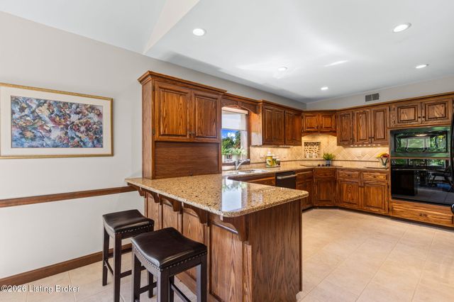 14203 Wakefield Pl, Louisville, KY 40245