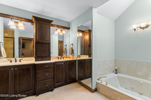 14203 Wakefield Pl, Louisville, KY 40245