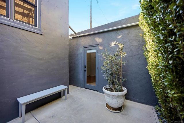 3719 Kite St, San Diego, CA 92103