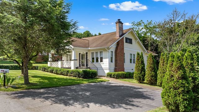 46 Dillard Street, Murphy, NC 28906