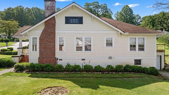 46 Dillard Street, Murphy, NC 28906