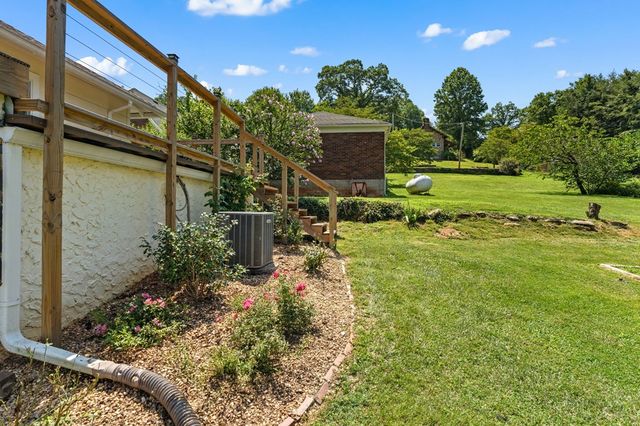 46 Dillard Street, Murphy, NC 28906