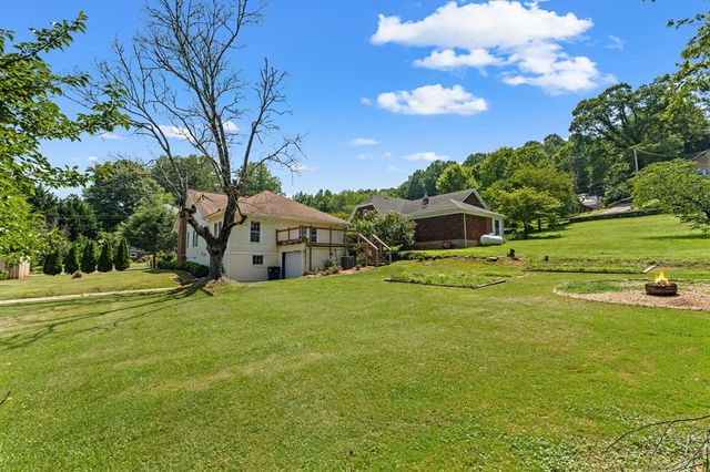 46 Dillard Street, Murphy, NC 28906