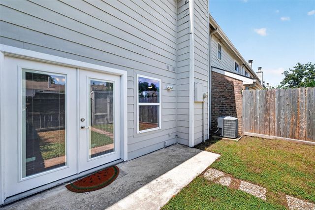 7932 Grow Lane, Houston, TX 77040