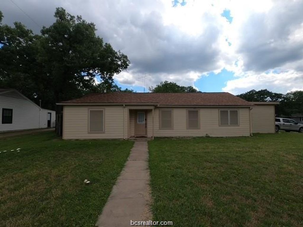 4200 Culpepper Drive, Bryan, TX 77801