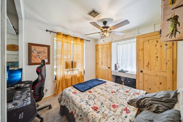 303 SE 3rd Street, Pryor, OK 74361