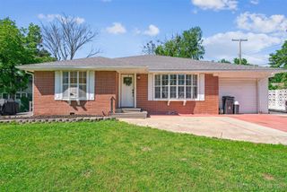 303 SE 3rd Street, Pryor, OK 74361
