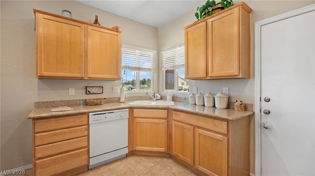 7904 Broadwing Drive, North Las Vegas, NV 89084