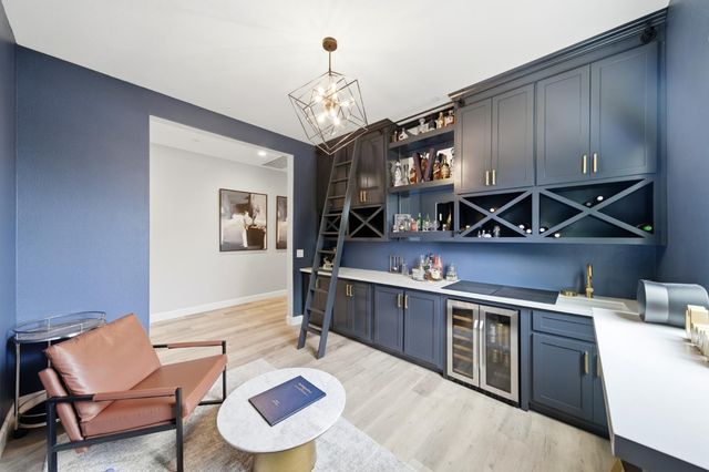 8852 Upbeat Way, Elk Grove, CA 95757