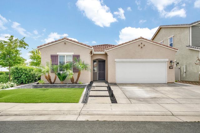 8852 Upbeat Way, Elk Grove, CA 95757