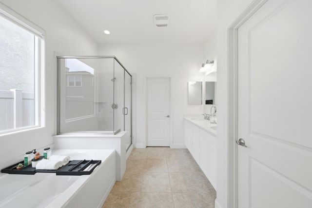 8852 Upbeat Way, Elk Grove, CA 95757