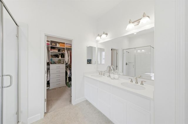 8852 Upbeat Way, Elk Grove, CA 95757