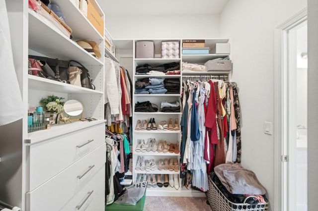 8852 Upbeat Way, Elk Grove, CA 95757