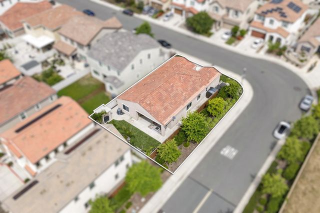 8852 Upbeat Way, Elk Grove, CA 95757