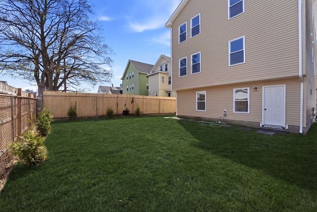 37 Webb St, Pawtucket, RI 02860