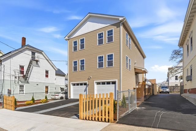 37 Webb St, Pawtucket, RI 02860