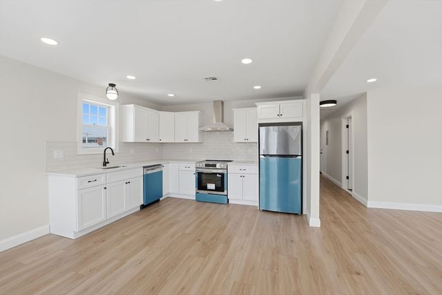 37 Webb St, Pawtucket, RI 02860