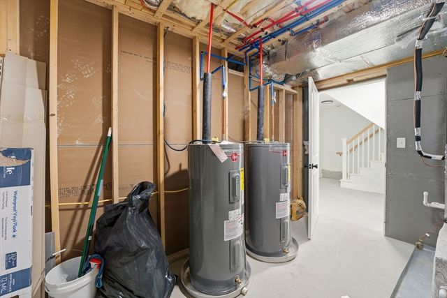 37 Webb St, Pawtucket, RI 02860