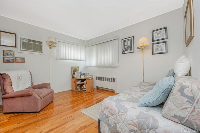 2 Mozart Lane, Bethpage, NY 11714