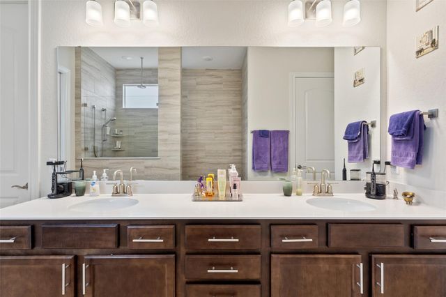 400 Martingale ST, Georgetown, TX 78633