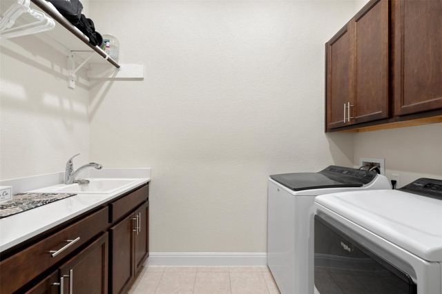 400 Martingale ST, Georgetown, TX 78633