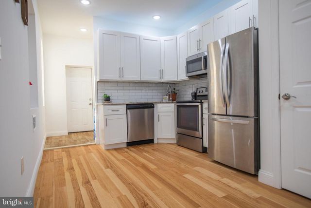 1424 S VOGDES ST, Philadelphia, PA 19143