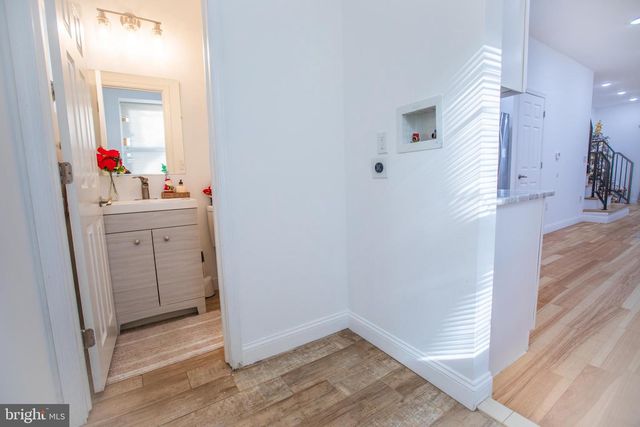 1424 S VOGDES ST, Philadelphia, PA 19143