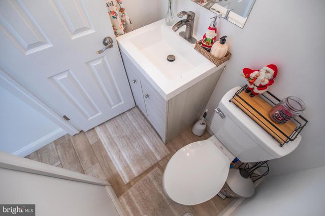 1424 S VOGDES ST, Philadelphia, PA 19143