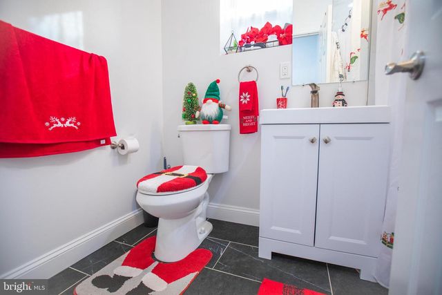 1424 S VOGDES ST, Philadelphia, PA 19143