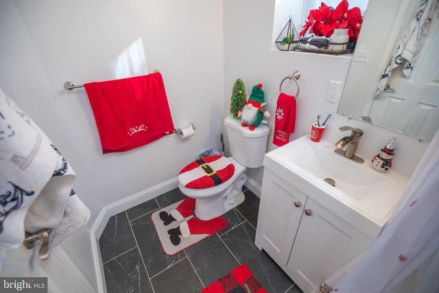 1424 S VOGDES ST, Philadelphia, PA 19143