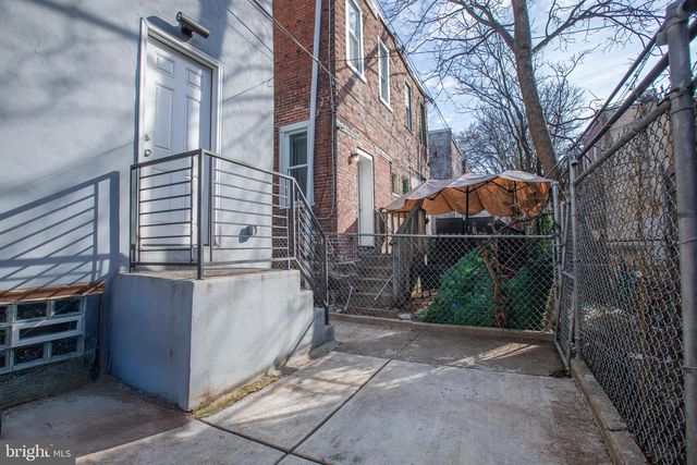 1424 S VOGDES ST, Philadelphia, PA 19143