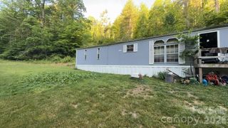 468 Long Branch Road, Green Mountain, NC 28740