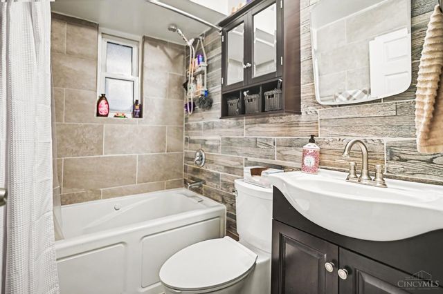 3701 Susanna Drive, Colerain Twp, OH 45251