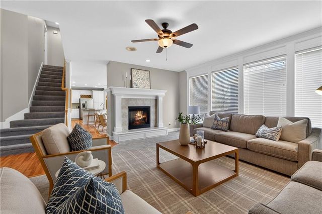 14543 Mohawk Road, Overland Park, KS 66224