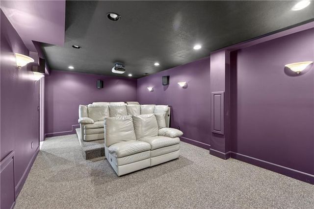 14543 Mohawk Road, Overland Park, KS 66224