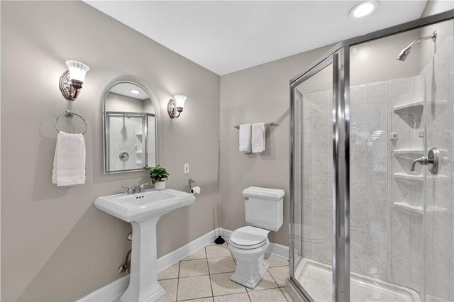 14543 Mohawk Road, Overland Park, KS 66224