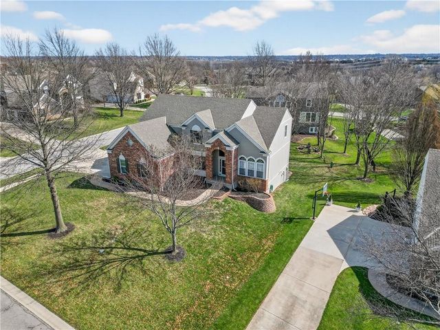 14543 Mohawk Road, Overland Park, KS 66224