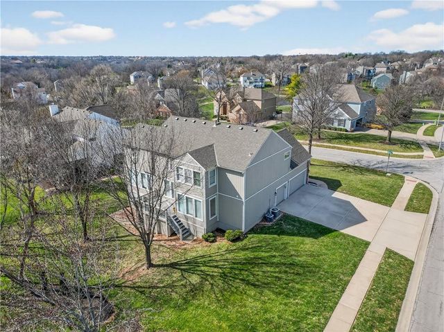 14543 Mohawk Road, Overland Park, KS 66224