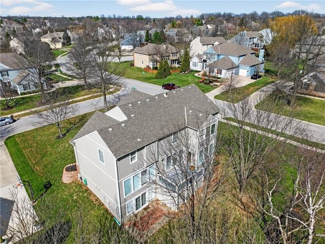 14543 Mohawk Road, Overland Park, KS 66224