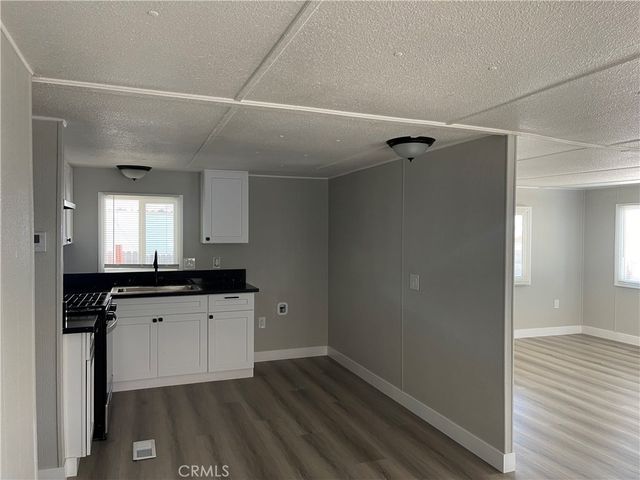 44099 D Street, Hemet, CA 92544