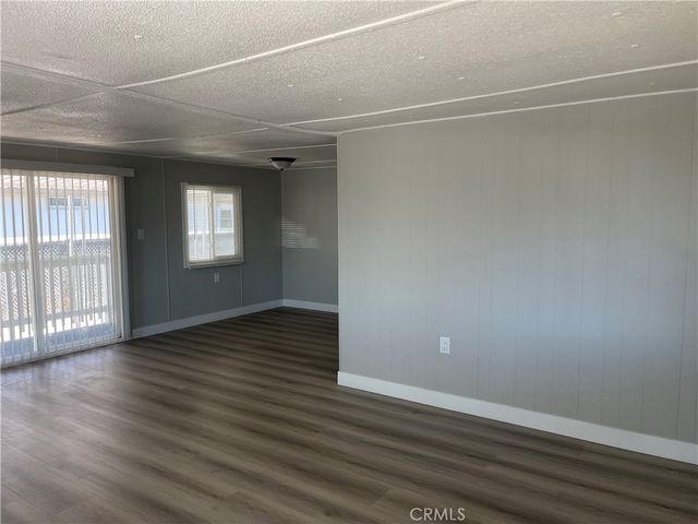 44099 D Street, Hemet, CA 92544