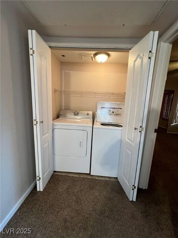 9325 West Desert Inn Road 206, Las Vegas, NV 89117