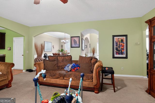 6753 Delaware Bend, Fairburn, GA 30213