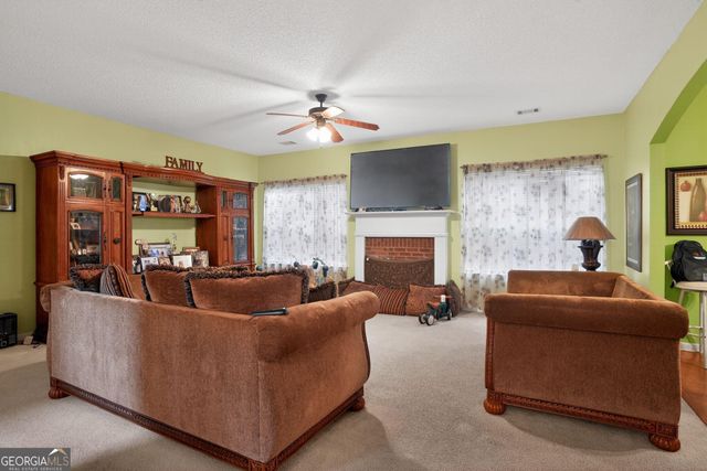 6753 Delaware Bend, Fairburn, GA 30213