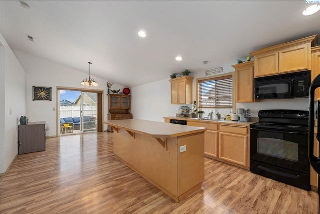 4539 Muris Lane, Pasco, WA 99301