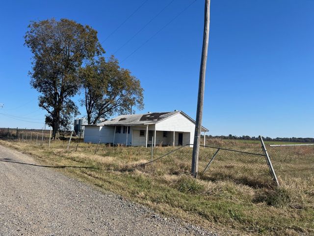 1081 Tomlinson Rd, Lonoke, AR 72086