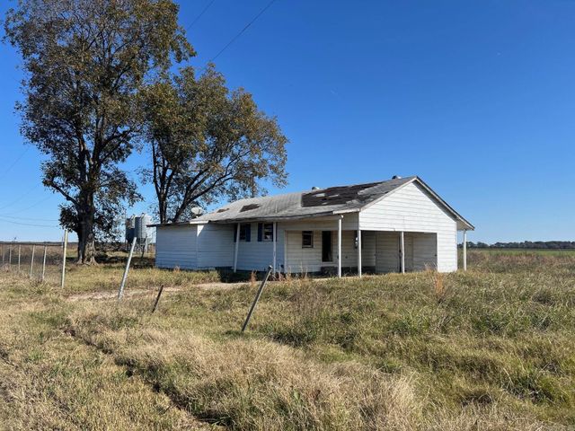 1081 Tomlinson Rd, Lonoke, AR 72086