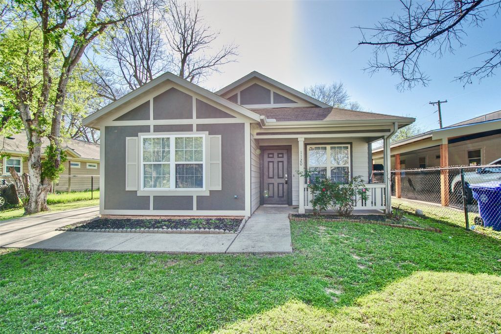 1120 Holt Avenue, Waco, TX 76706