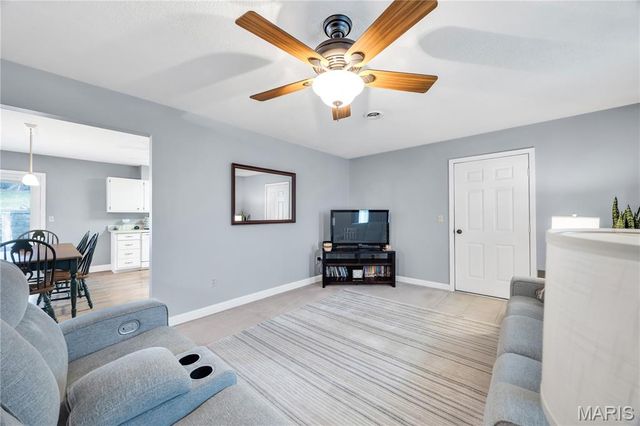 128 E 11th Street, Hermann, MO 65041